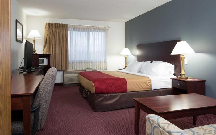 Travelodge by Wyndham Merrill
