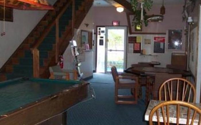Lake Ontario Motel & Inn