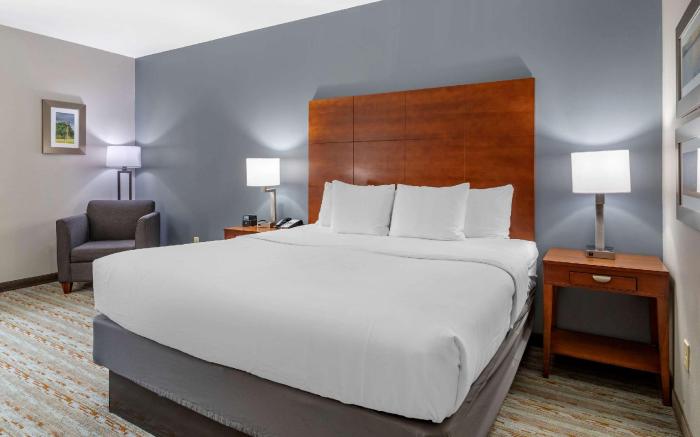 Comfort Inn & Suites