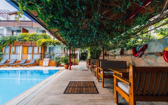 Ten Apart Hotel