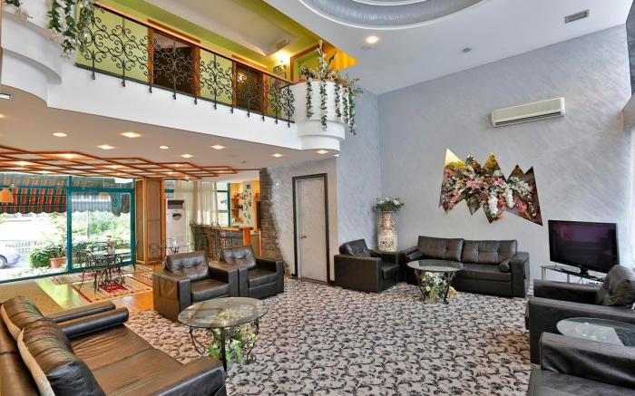 Sidonya Hotel