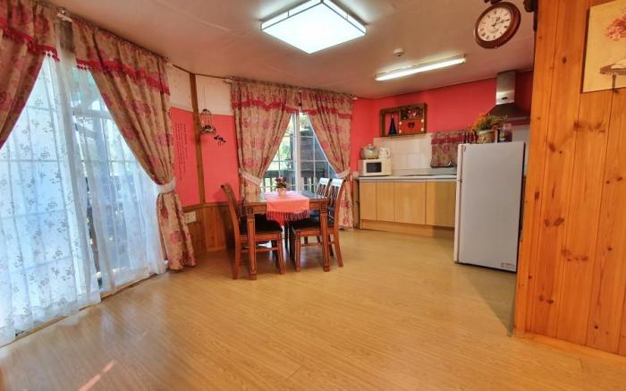 Castel on the hill pension