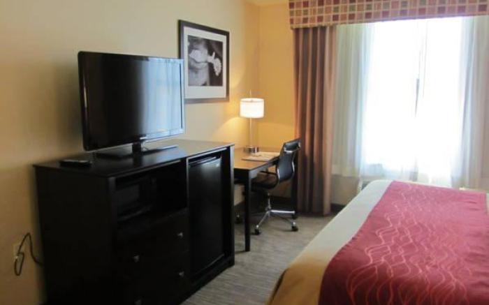 Comfort Inn & Suites