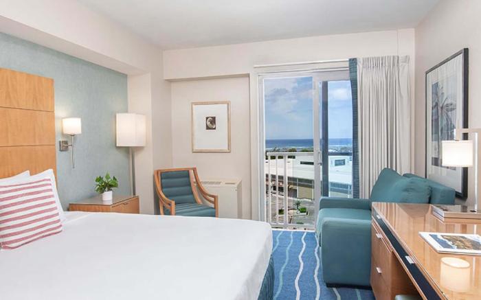 Ala Moana Honolulu by Mantra