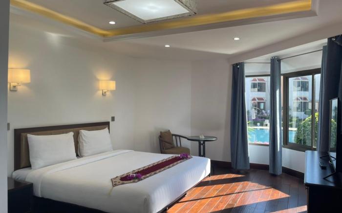 Palmeraie Beach Resort Rayong