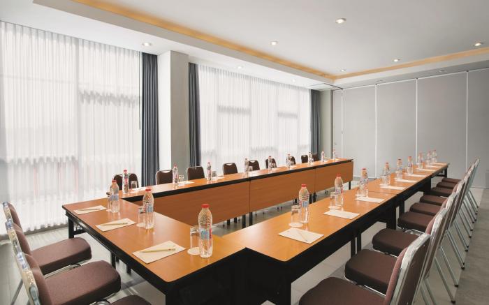 Amaris Hotel Darmo - Surabaya