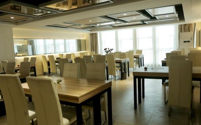 GreenTree Inn Taiyuan Jianshe (S) Road Inner Ring Express Hotel