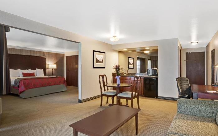Ramada by Wyndham Tukwila Southcenter