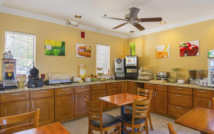 Quality Inn Fresno Yosemite Airport