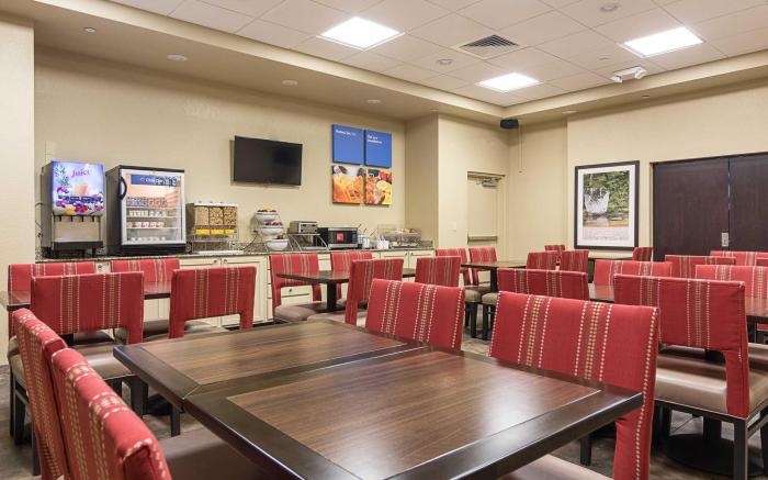 Comfort Inn Bentonville - Crystal Bridges