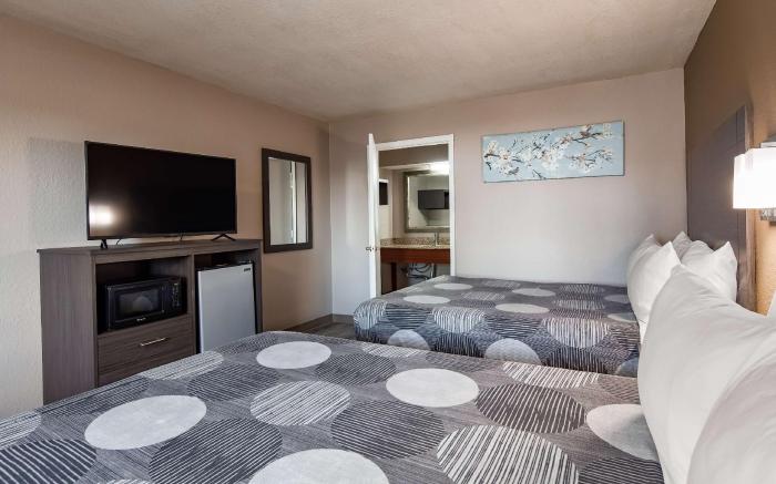 SureStay by Best Western Olathe