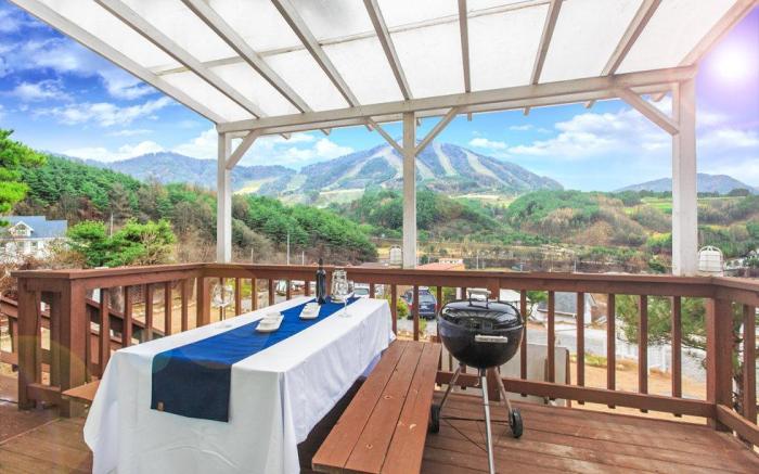 Hwangsung Hello 412 Pension