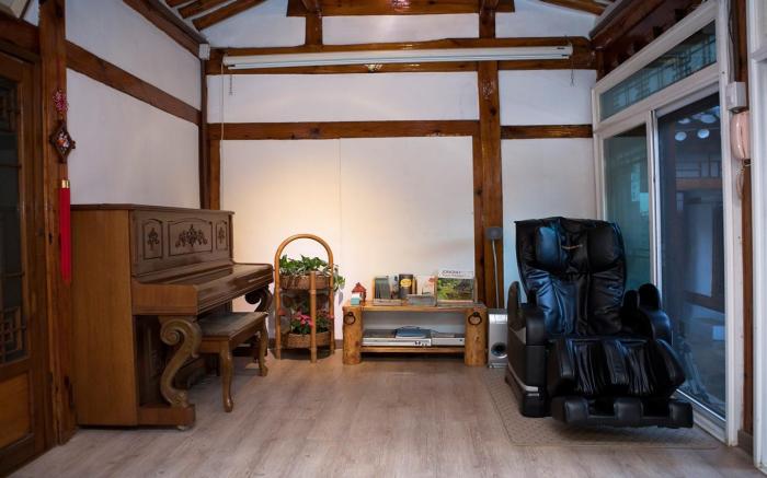 jonglo mokkoji guesthouse