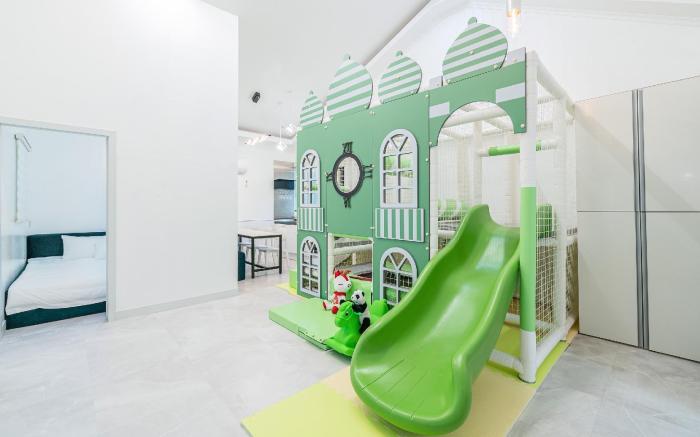 Gapyeong shinbi kids poolvilla