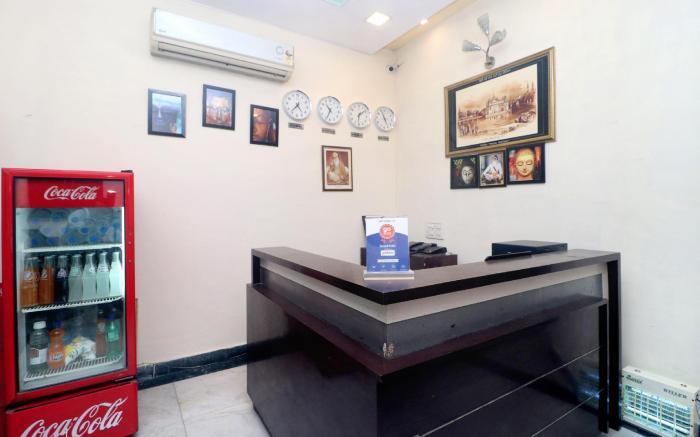 Gurjeet Hotel By Naavagat