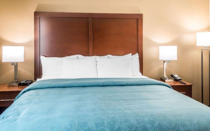 MainStay Suites
