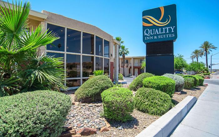 Quality Inn & Suites Phoenix NW - Sun City