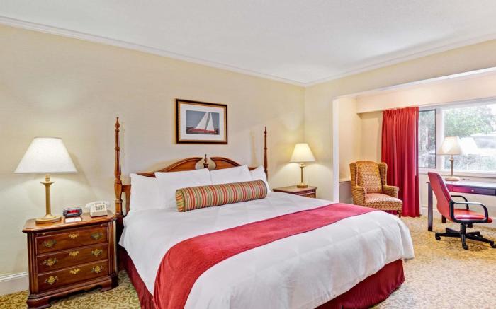 Ramada by Wyndham Seekonk Providence Area