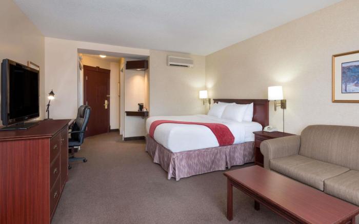 Ramada Plaza by Wyndham Gatineau/Manoir du Casino