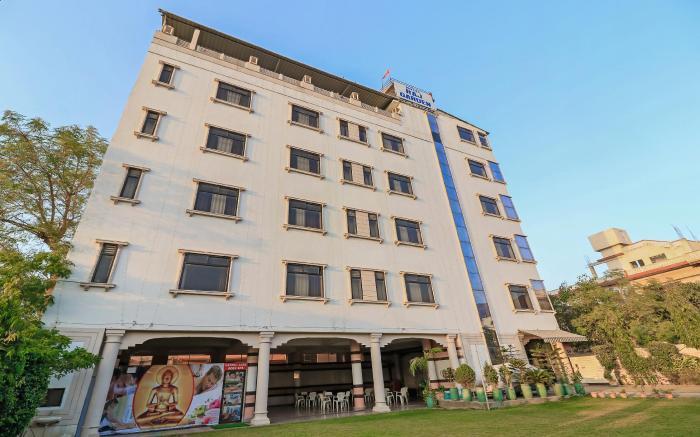 Hotel Raj Garden
