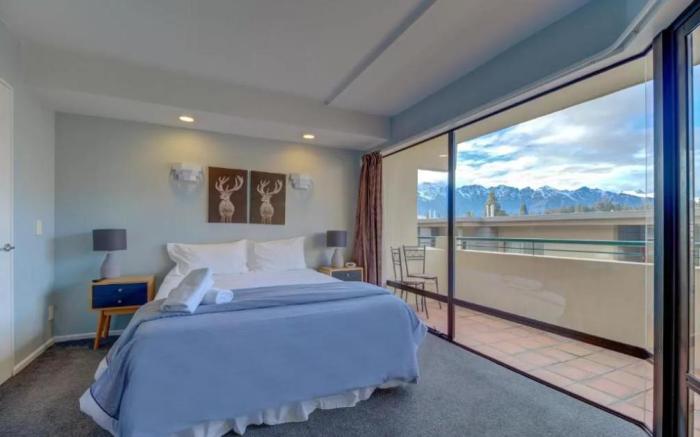 Lakefront Apartments