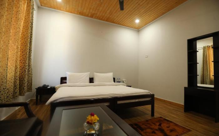 Le ROI Floating Huts and Eco Rooms