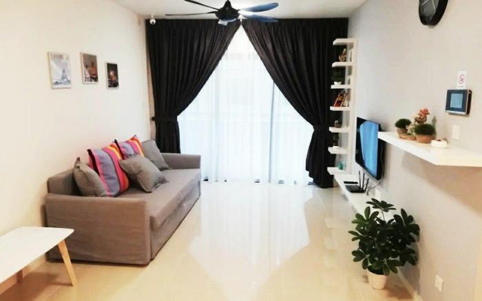 SUASANA JB-Modern+Comforts+Spacious Private Condo 