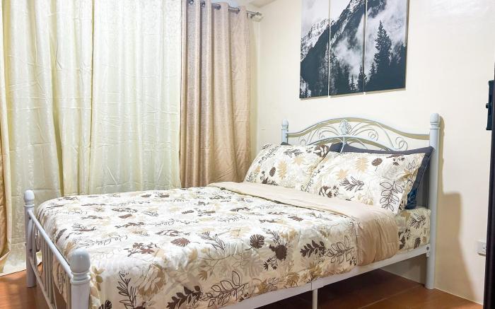 Affordable One Bedroom Condo in One Oasis 1726