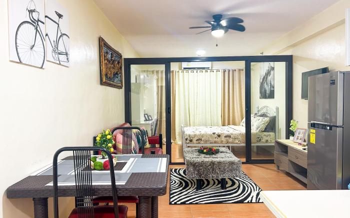 Affordable One Bedroom Condo in One Oasis 1726