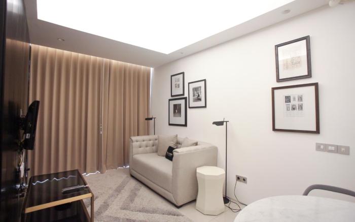Premium 2BR Apartment at The Linden By Travelio