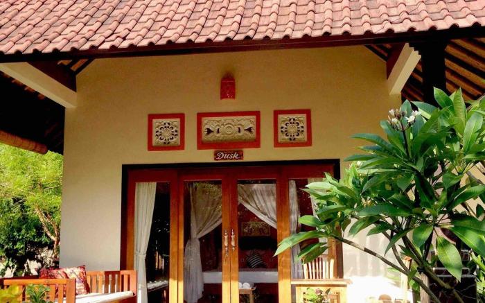 KIRANA HOMESTAY (DUSK BUNGALOW)