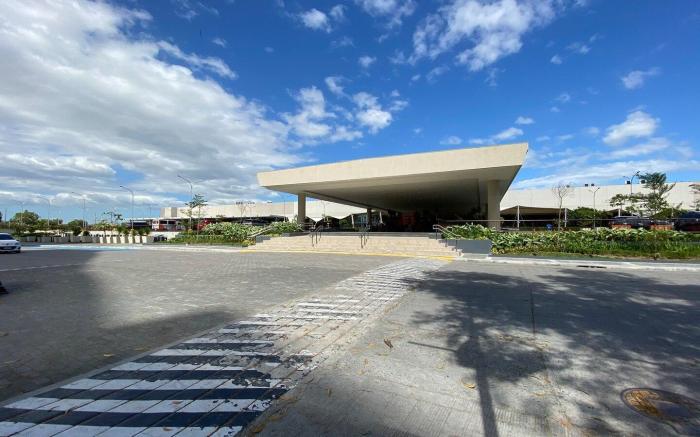 Cozy 2 BR Unit At South Residences SM Southmall