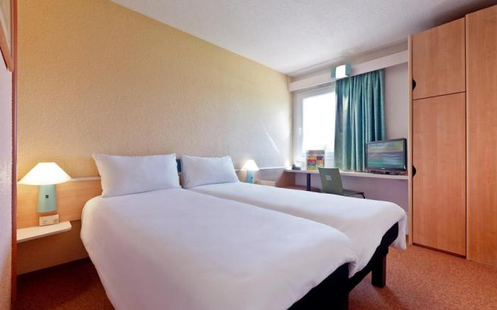 ibis Setubal