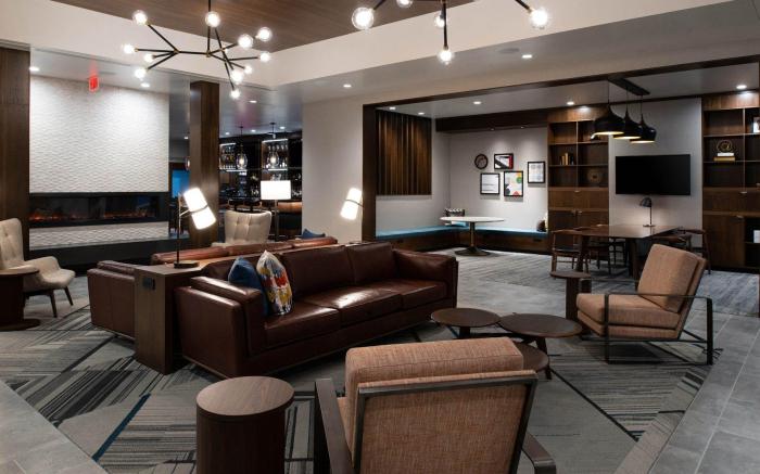 Four Points by Sheraton Olathe