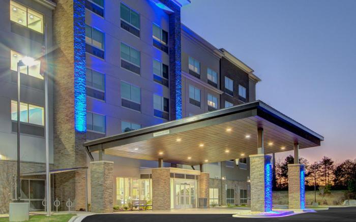 Holiday Inn Express And Suites Charlotte Southwest By IHG
