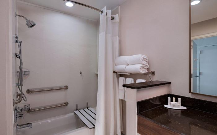 Fairfield Inn & Suites Waller