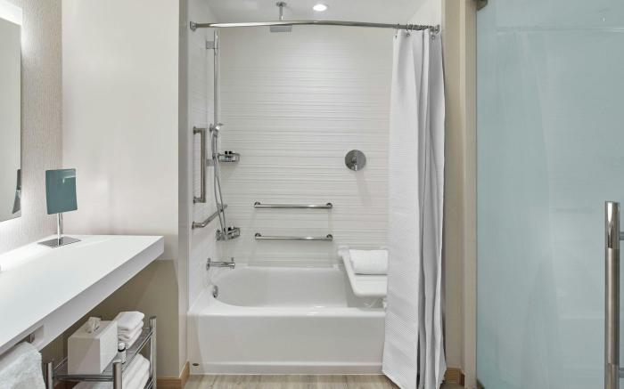 AC Hotel Fort Lauderdale Beach