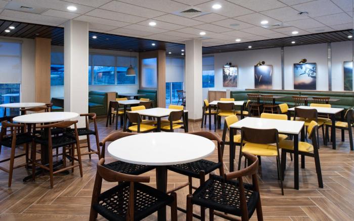 Fairfield Inn & Suites by Marriott Charlotte University Research Park