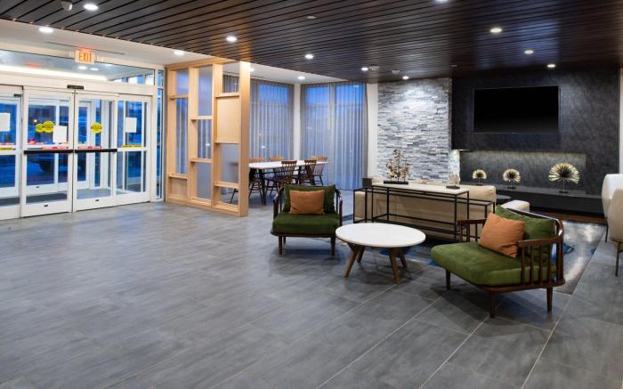 Fairfield Inn & Suites by Marriott Charlotte University Research Park