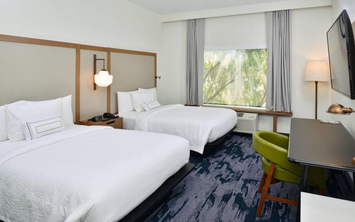 Fairfield Inn & Suites by Marriott Charlotte University Research Park