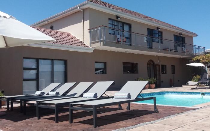 La Roche Guest House