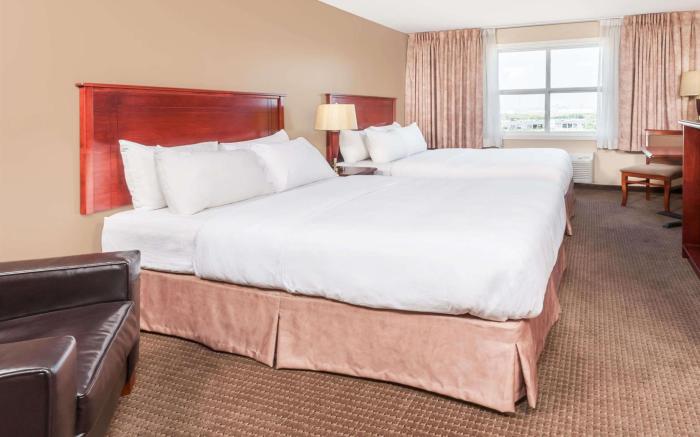 Ramada by Wyndham Sherwood Park