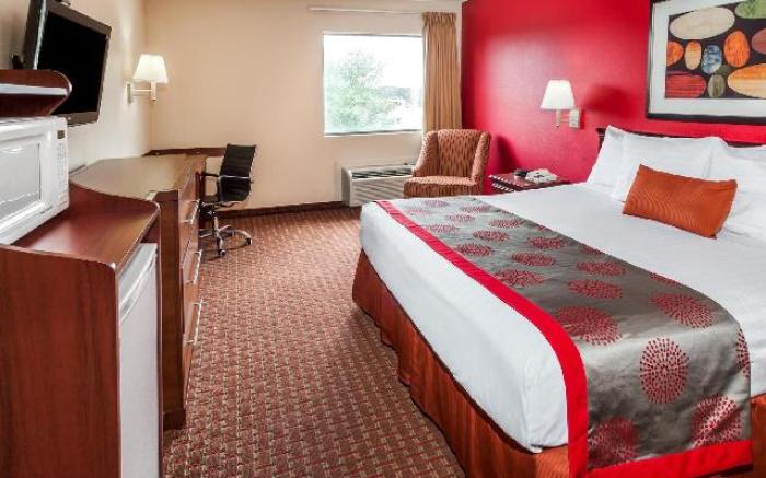 Ramada by Wyndham Locust Grove