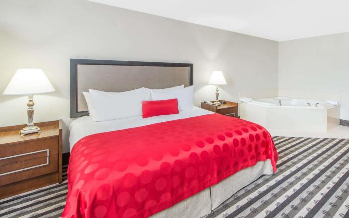 Ramada by Wyndham Springfield North
