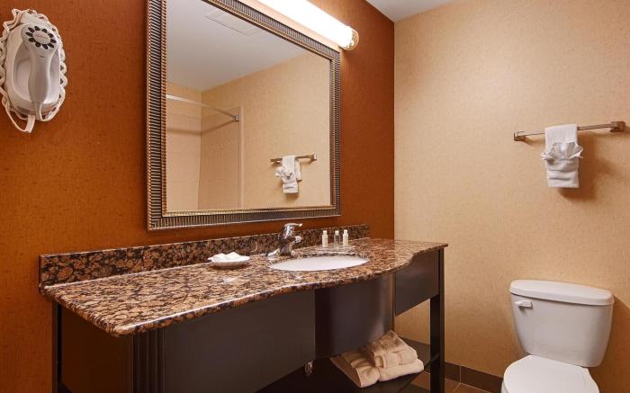 La Quinta Inn & Suites by Wyndham Lackawanna