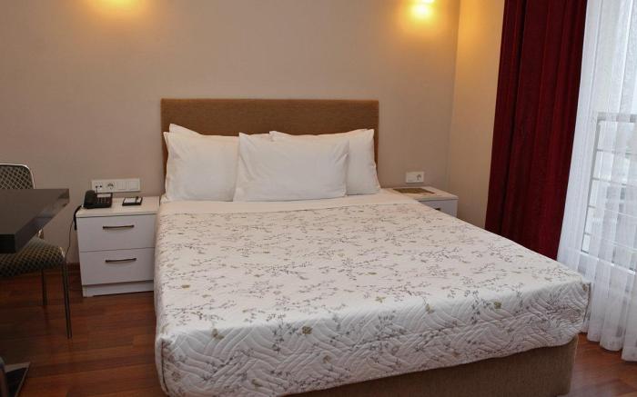 EXPOIST HOTEL