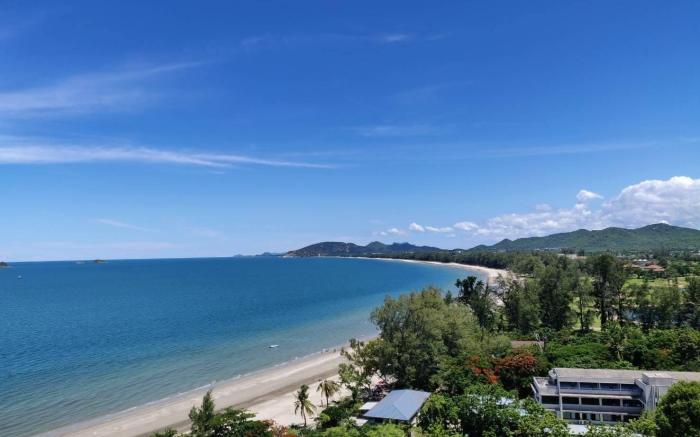 Huahin Bluewave residence by kzy