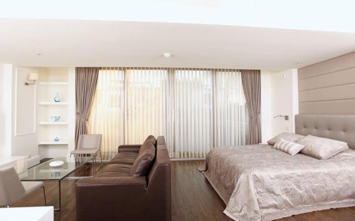 Pera Residence