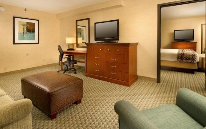 Drury Inn & Suites St. Louis St. Peters