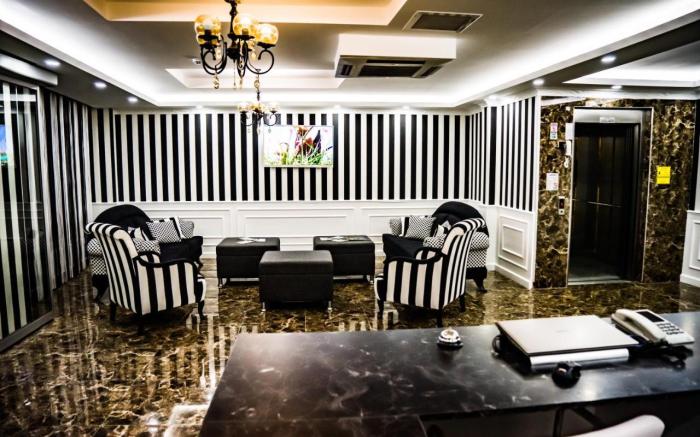 Cnr Inci Hotel